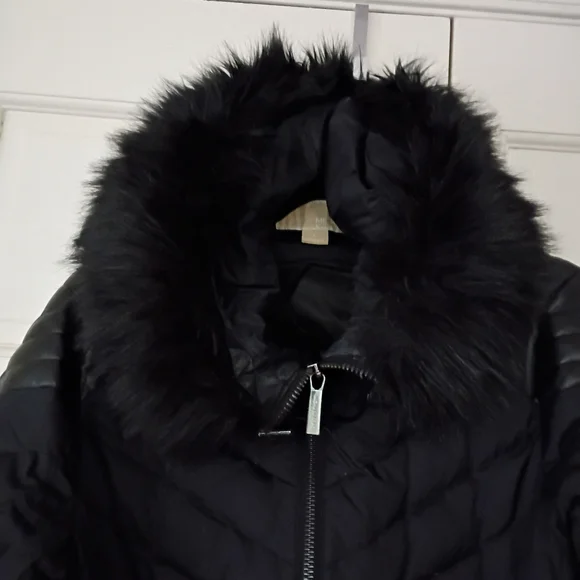 MK.Hooded Puffer Coat Faux Leather TrimFaux  Black Fur Hood Thrim.Pit To Pit 21" - Picture 7 of 10